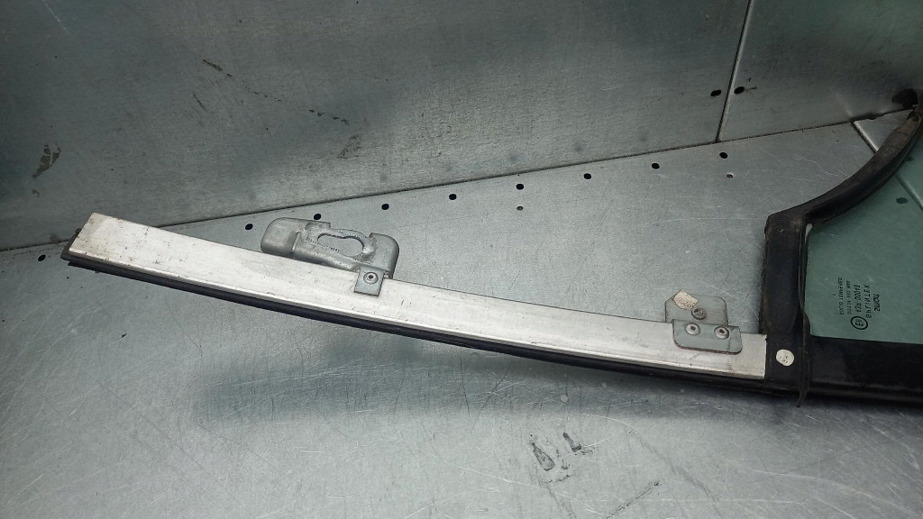 фото №6, Скло ліва перед трикутник smart mc01r 03r dot24-as2-m68