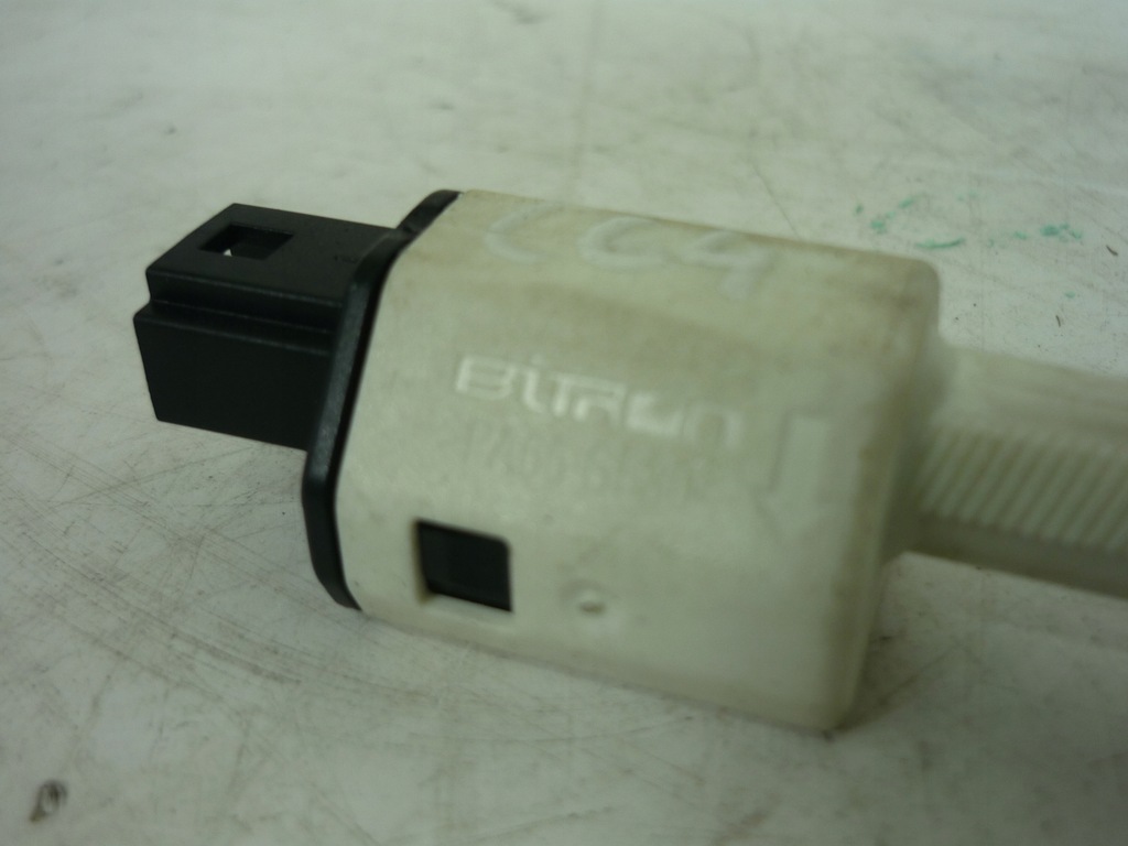 фото №10, Датчик педали тормоза датчик стоп-сигнал стоп renault megane iii 253200005r