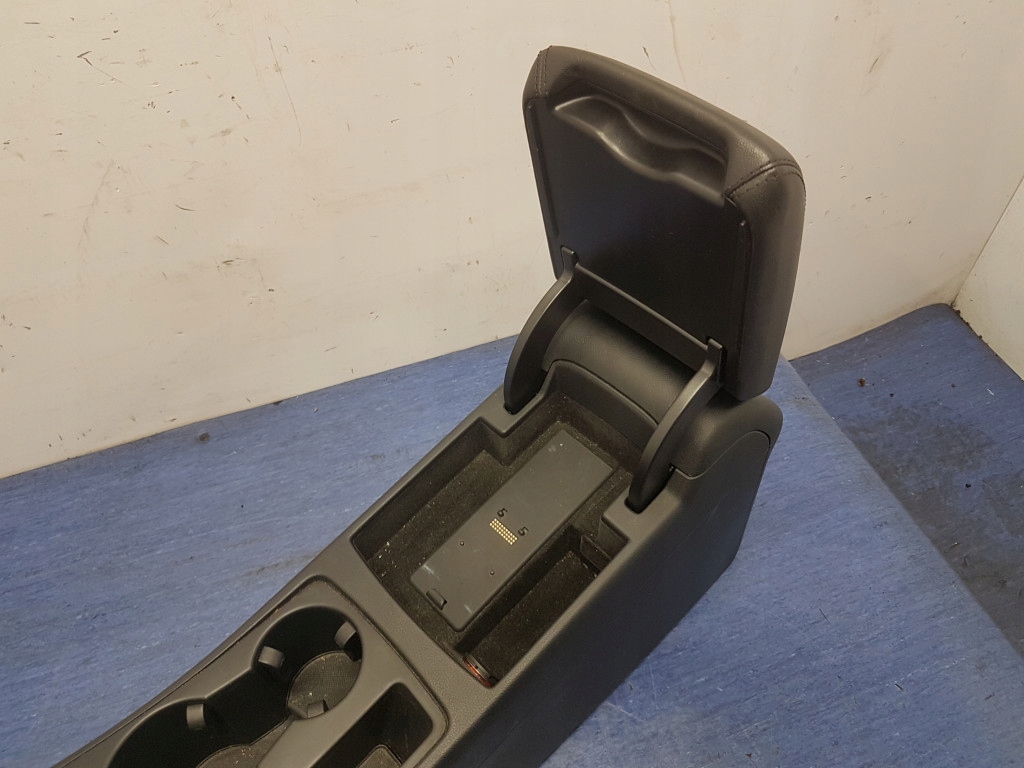 фото №5, Audi a4 b8 туннель средний 8k0864981f