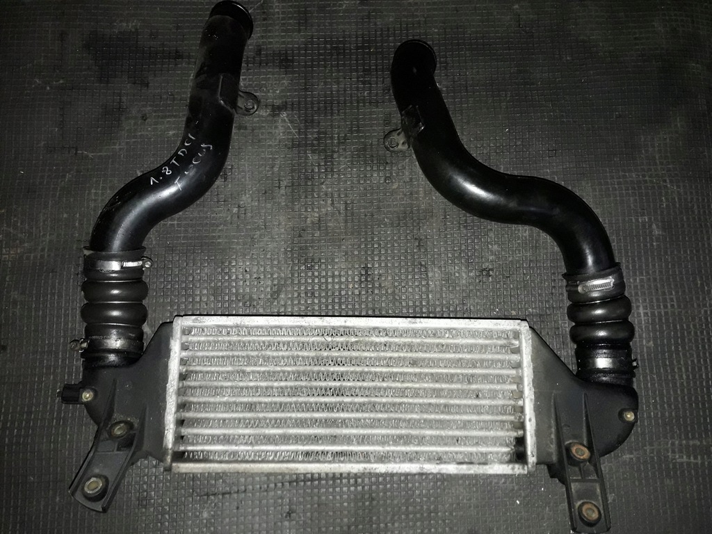 фото №1, Интеркулер ford focus mk1 1.8 tdci