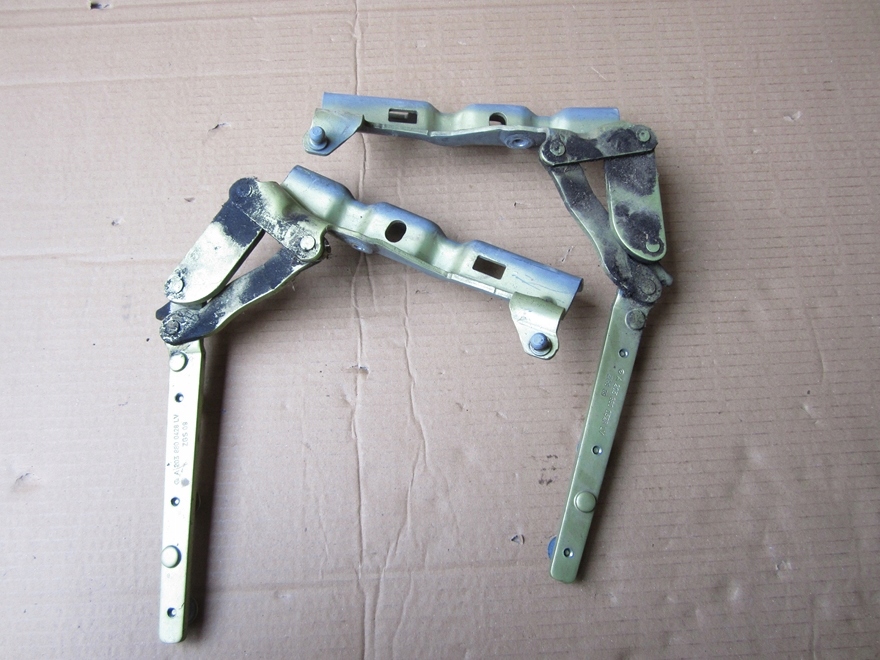 фото №1, Петля капот двигателя левый mercedes w203 coupe spor