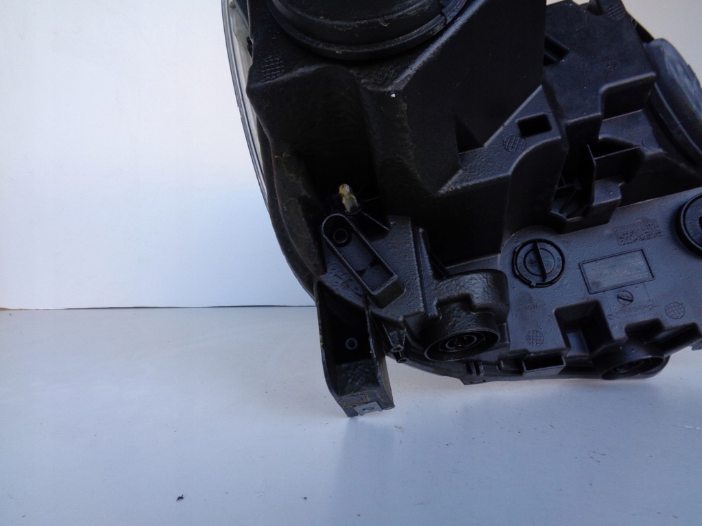 фото №8, Лампа левая фара peugeot partner 18-