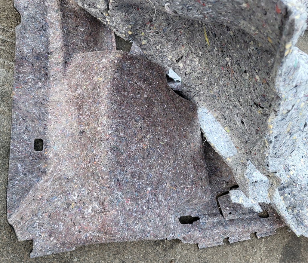 фото №8, Коврик пол обшивка обивка vw golf vii 7 5g czarna soul оригинальный номер europa