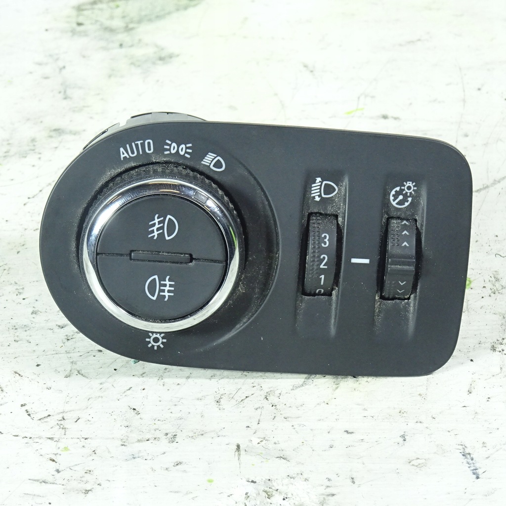 фото №1, Opel combo e вимикач світла 39085924