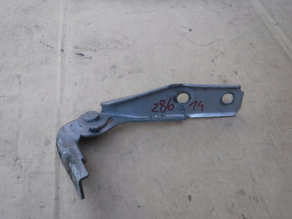 фото №1, Петля капот лівий перед audi a3 8p 8p0823301