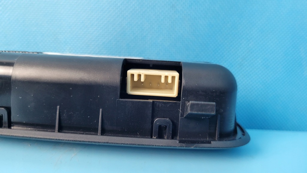 фото №8, Kia sorento iv 20r датчик занятости сиденье пассажира 95740-p2000