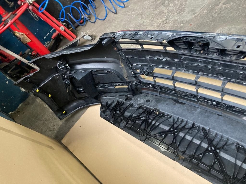 фото №9, Бампер перед audi a4 a5 8w b9 s-line kompletny датчики