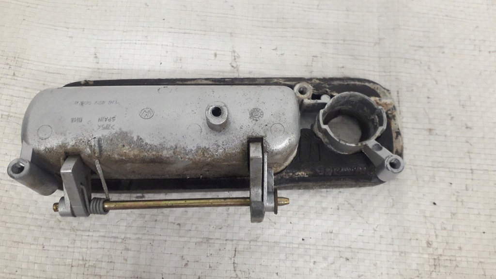 фото №8, Ручка кришки багажника golf 1j6827565b