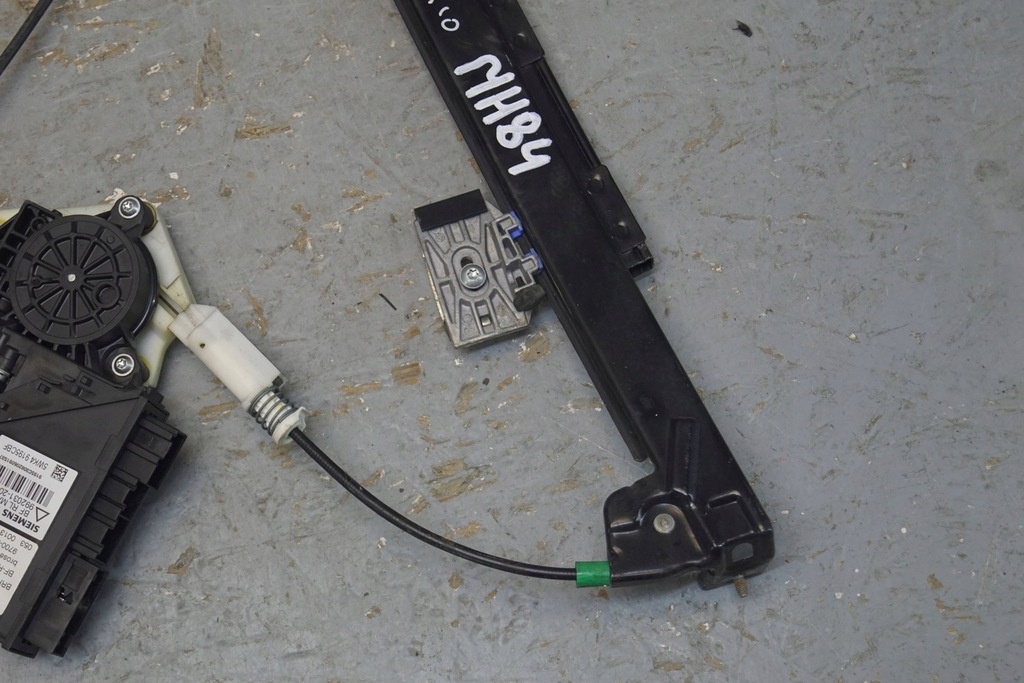 фото №6, Audi a4 b7 cabrio подъемник стекло левый 8h0837461a mh84