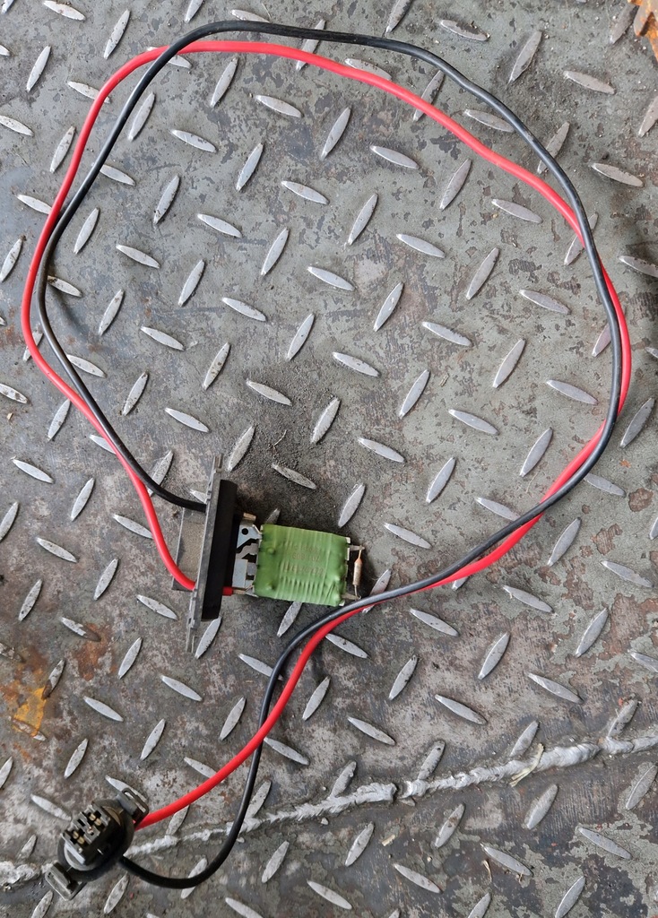 фото №1, Резистор вентилятор renault scenic ii 1.5dci