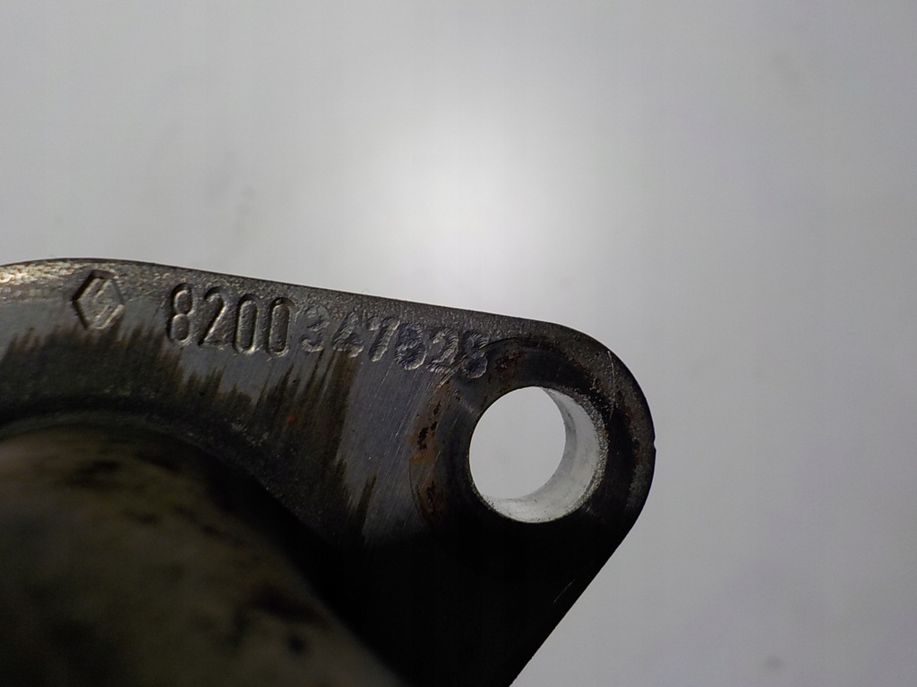 фото №3, Opel vivaro trafic ii 2.0 dci труба трубка egr 8200347828