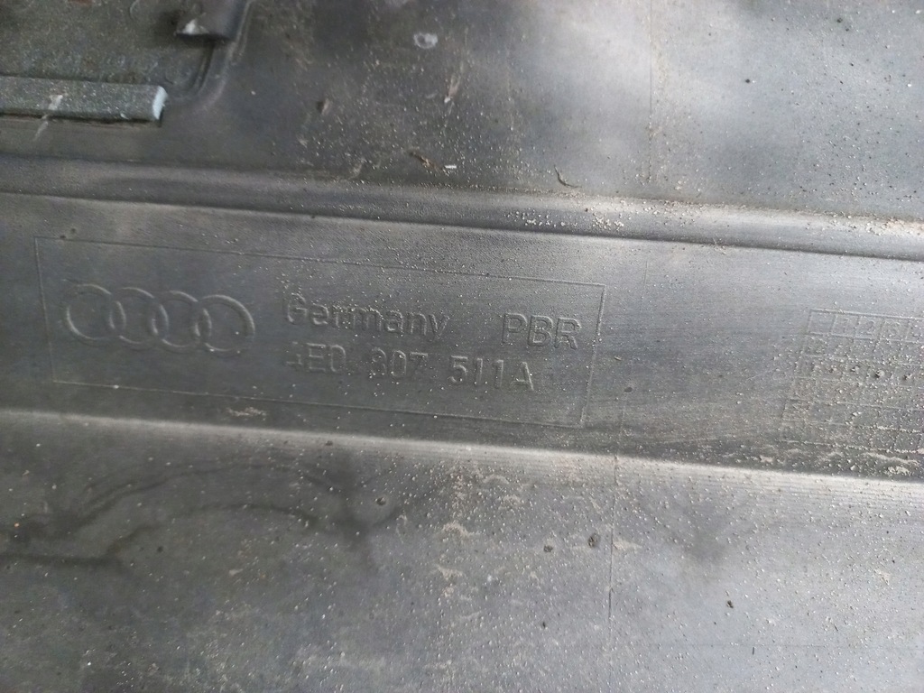 фото №8, Audi оригинальный номер 4e0807511a бампер