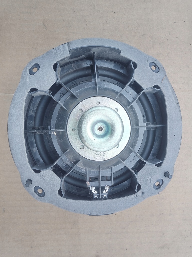 фото №5, Динамік сабвуфер audi a3 8v 8v0035415b