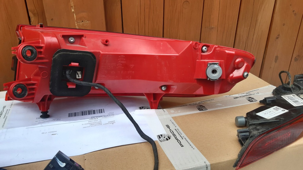 фото №4, Porsche macan лампа задние левая led