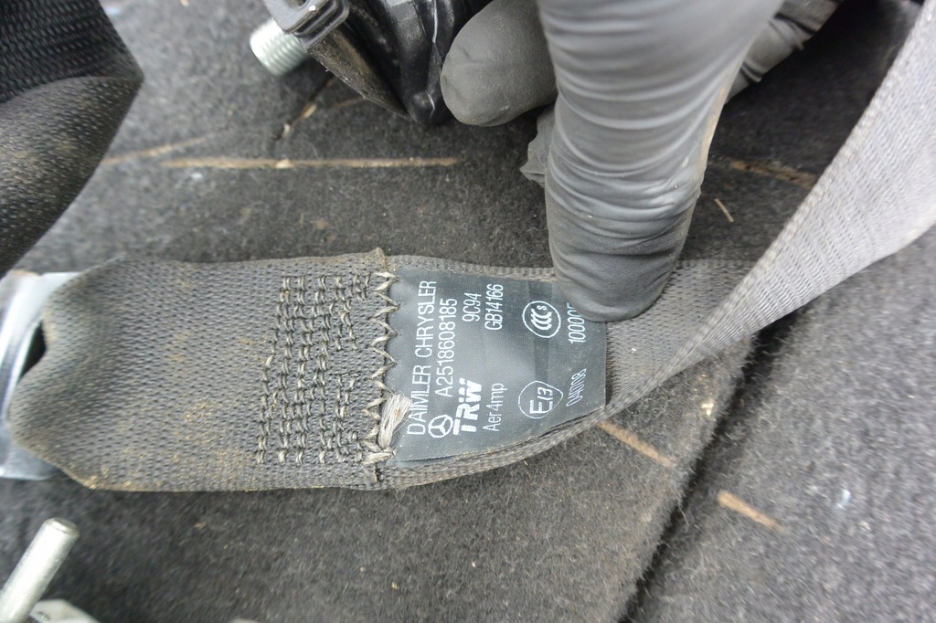 фото №4, Pas безопасности правый левый задняя mercedes r w251