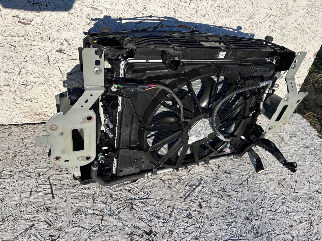 Kuga mk3 vignale ремень передний перед 2.5 szary hl комплектный в Украине