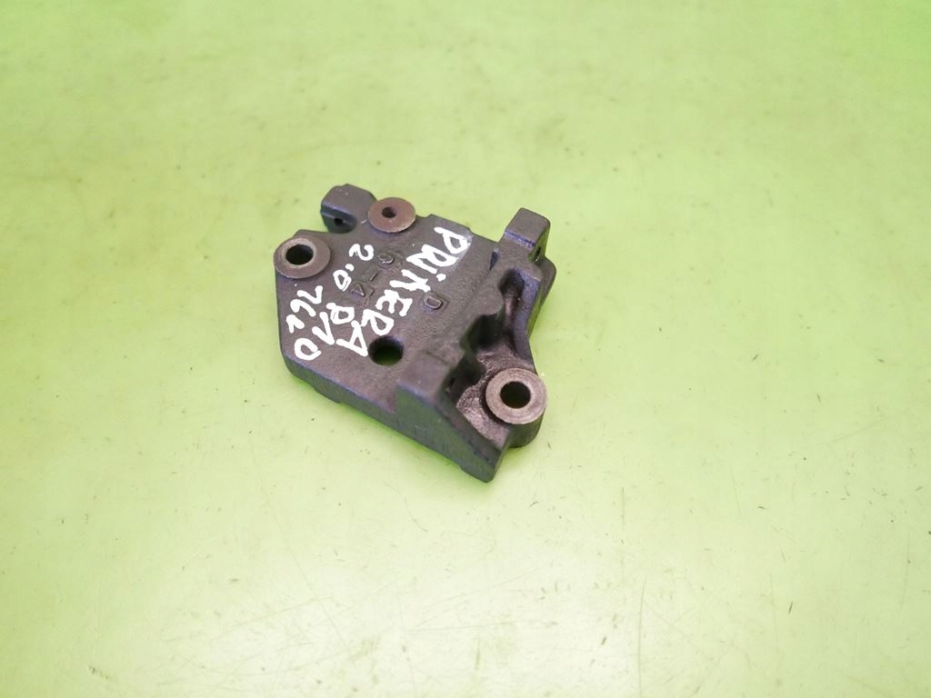 фото №3, Кронштейн кронштейн nissan primera i p10 2.0 16v 90-96