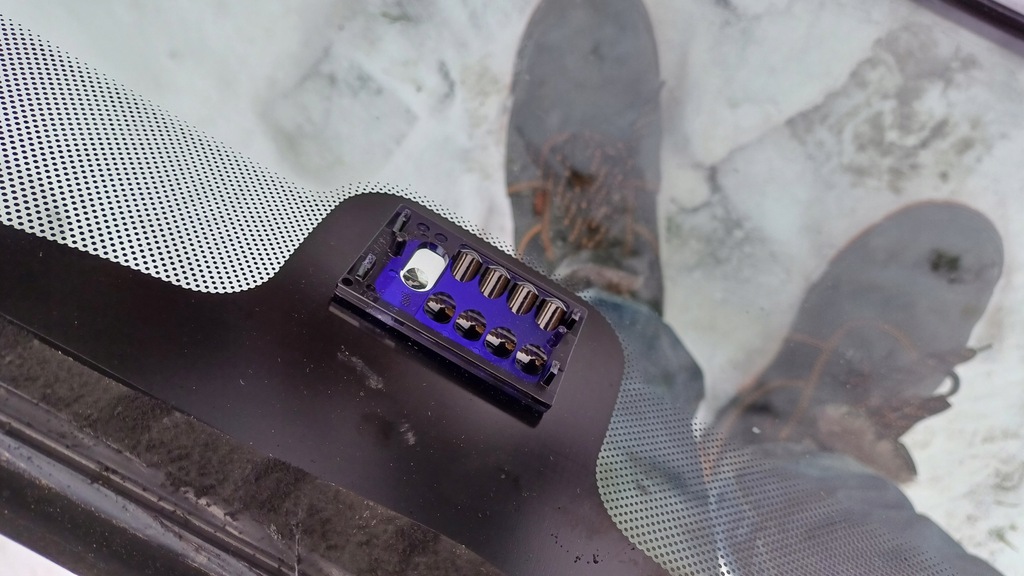 фото №3, Mini cooper r56 стекло лобовое