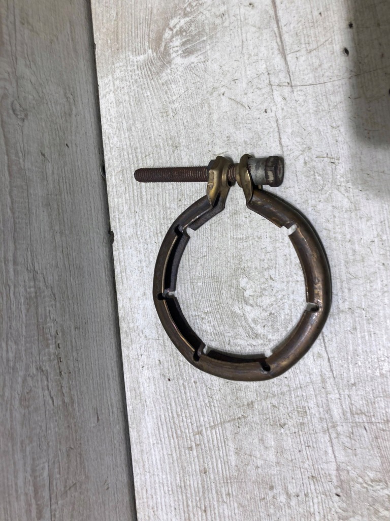 фото №1, Mini clubman f54 2016 хомут гасник 1.5 d