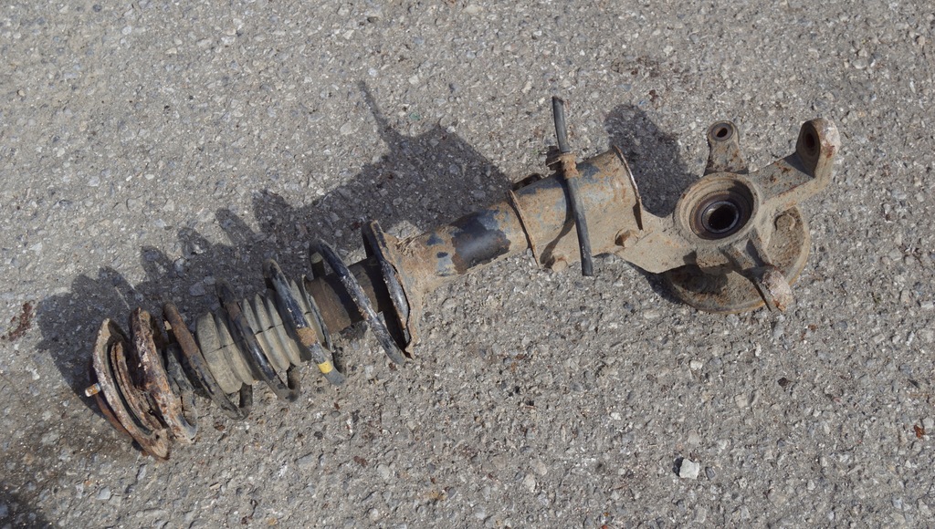 фото №8, Поворотный кулак амортизатор правый перед daihatsu terios i