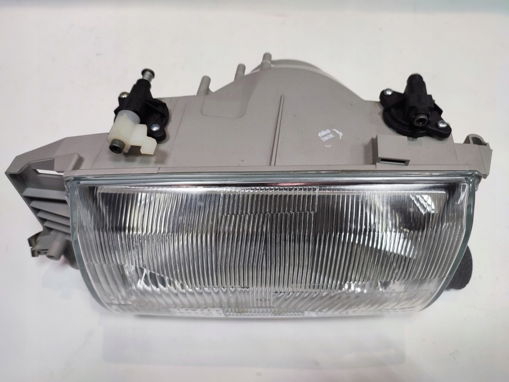 Купить Фара левый fiat tipo 93-95 valeo