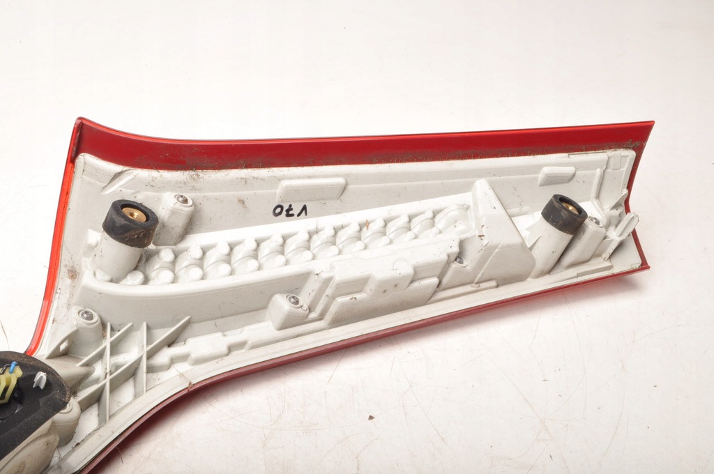 фото №7, Volvo v70 iii лампа правая задняя правый задняя w крышка lift kombi