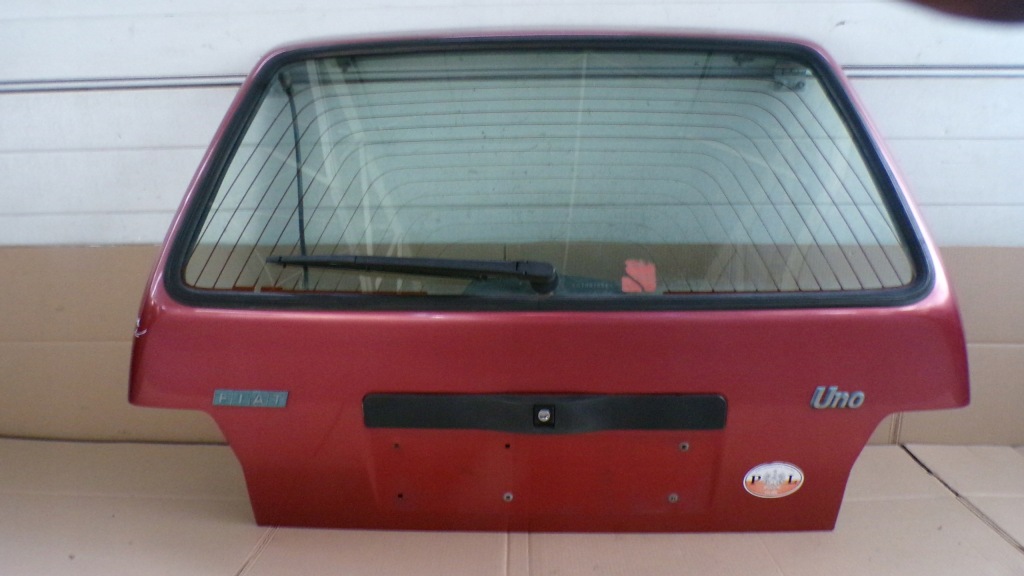 Купити Uno кришка багажника задній 176