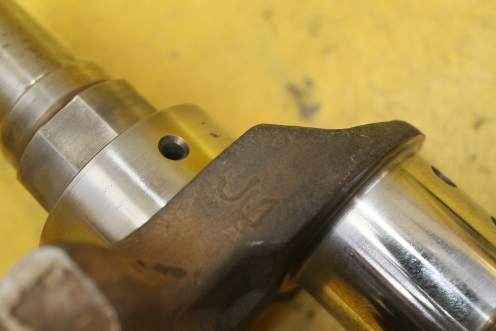 Wał коленчатый lexus ls400 4.0 v8 1uz-fe в Украине