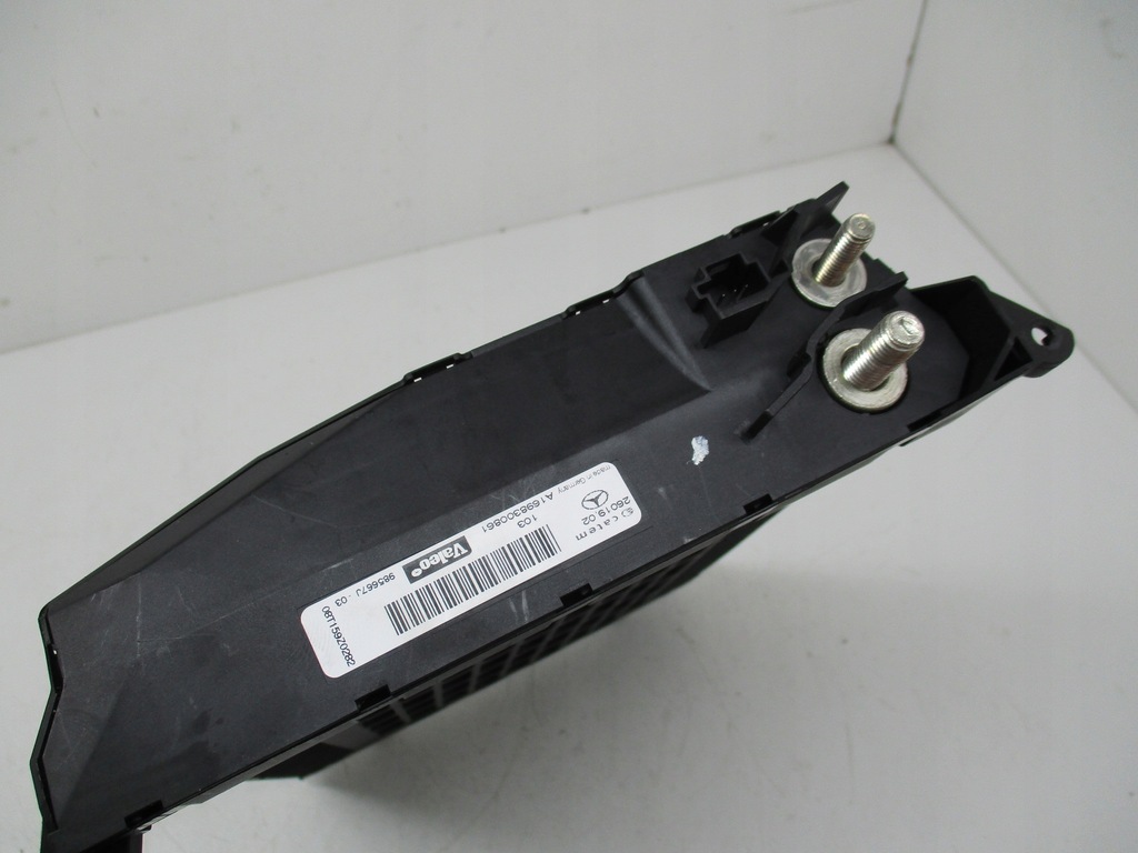 фото №9, Mercedes w245 обігрівач 1698300861