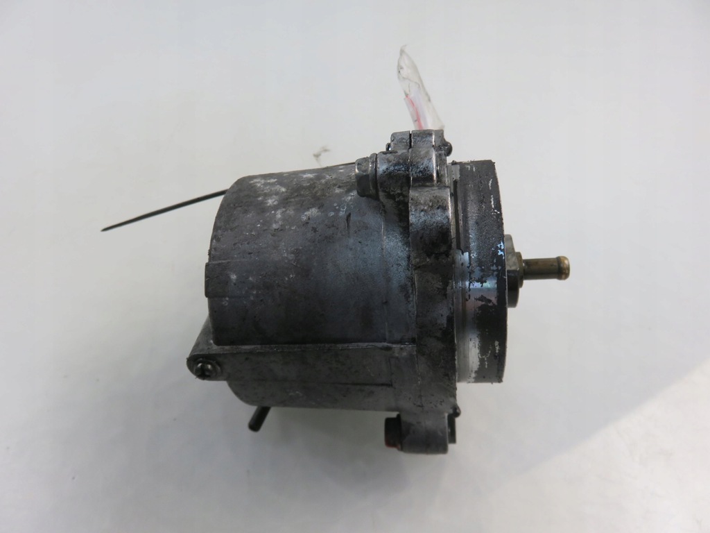 фото №8, Насос вакуум mazda premacy 2.0 td rf4f18g00 x2t58171a