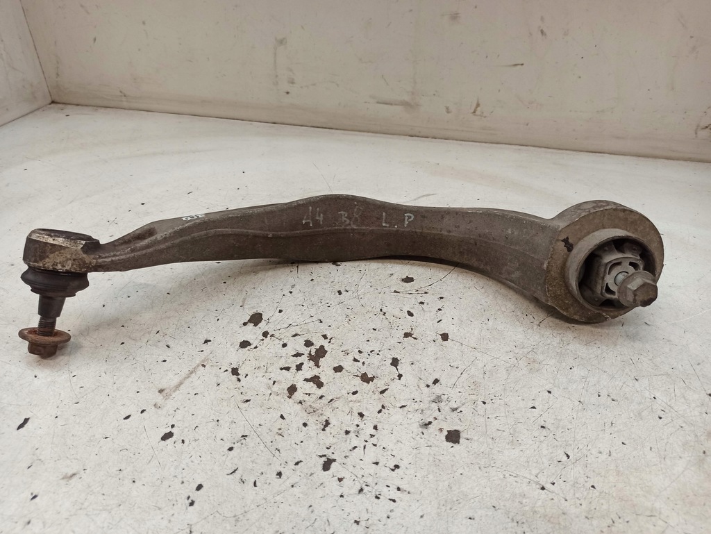 фото №1, Audi оригінальний номер 8k0407695c важіль