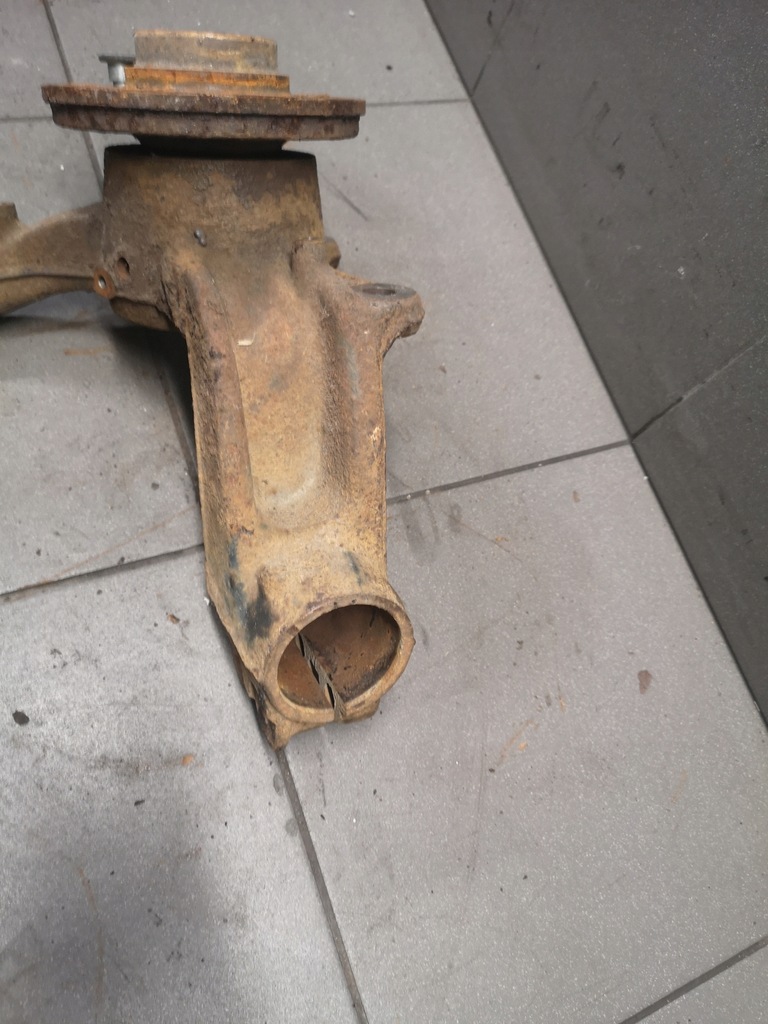 фото №5, Поворотний кулак лівий перед vw t5 7h0257d