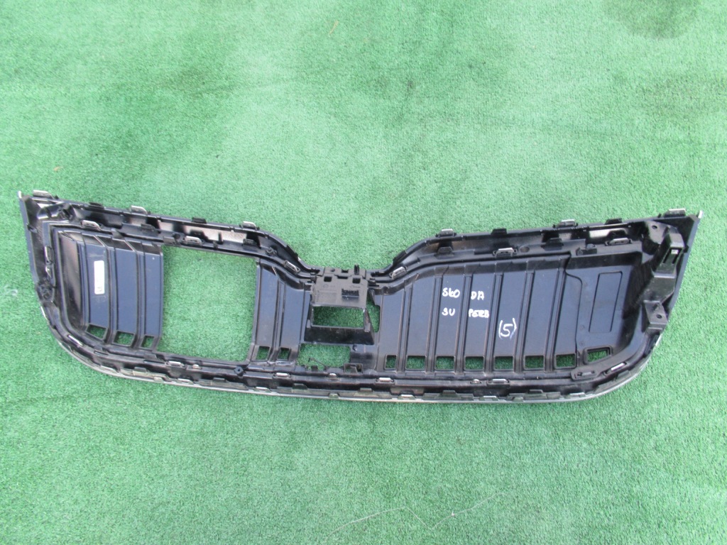 фото №10, Skoda superb 3 3v0 lift fl решётка радиатора решётка радиатора 3v0853653j