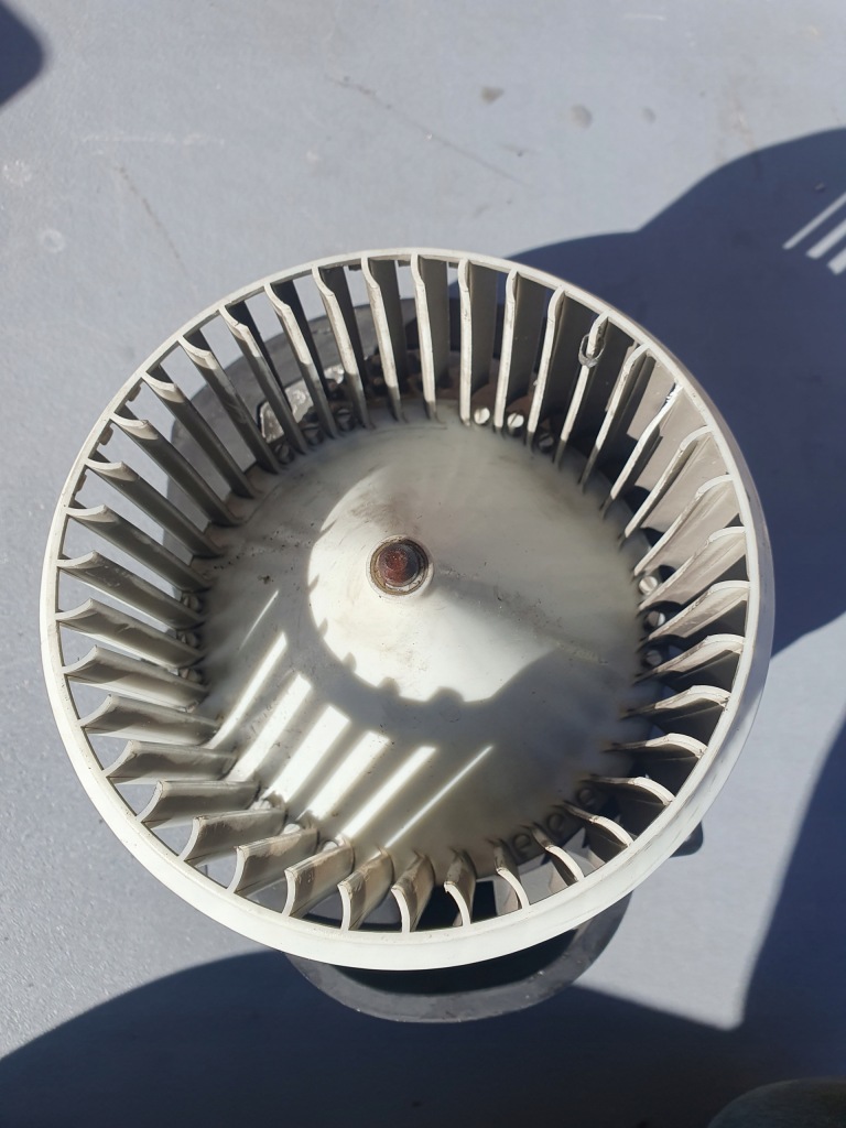 фото №8, Повітродувка вентилятор vw touareg 7p 0130115559