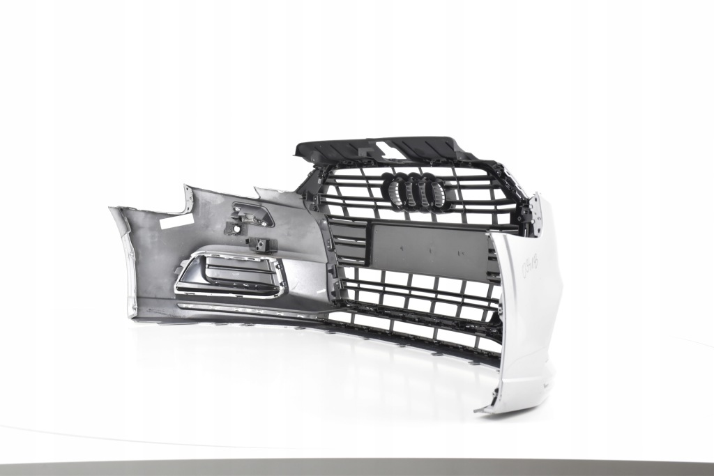 Audi a3 8v lift 2016- sedan бампер передний обычный Киев