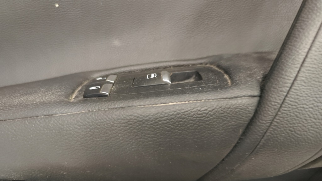 фото №5, Обшивка дверь задняя левый правый maserati ghibli 2015