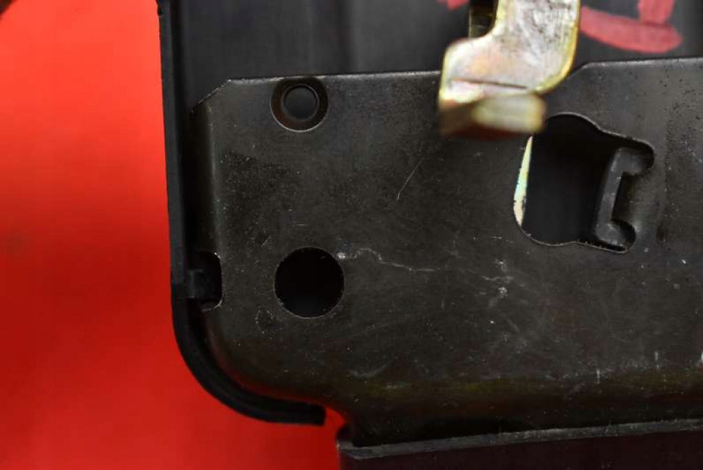 фото №8, Замок кришки задня багажника nissan maxima a33 sedan 00-05