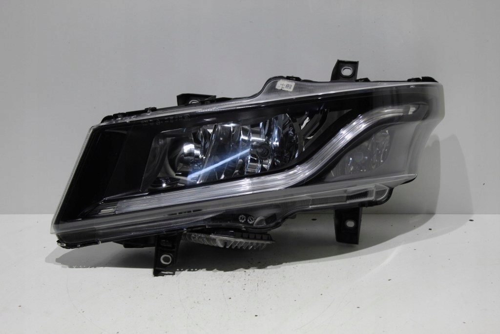 фото №1, Iveco starlis s-way led лівий +модулі оригінал