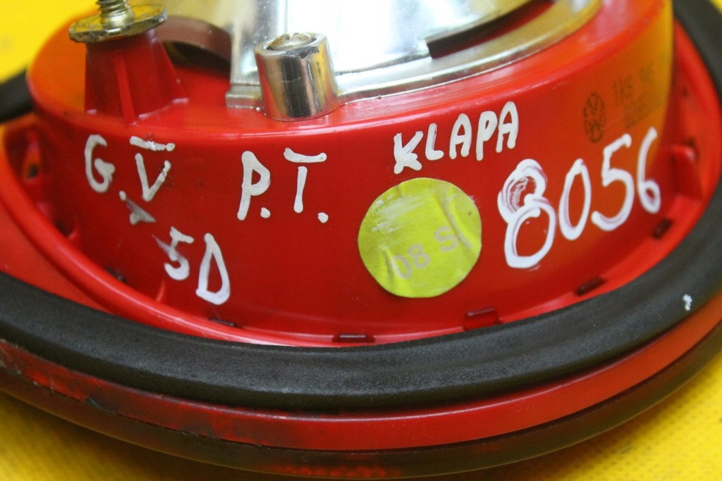 фото №7, Лампа правый задняя w крышка vw golf v 1k6945094f