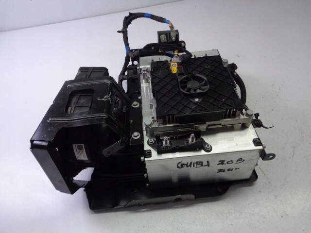 фото №1, Модуль преобразователь напряжения maserati ghibli 2.0 бензин 2022-