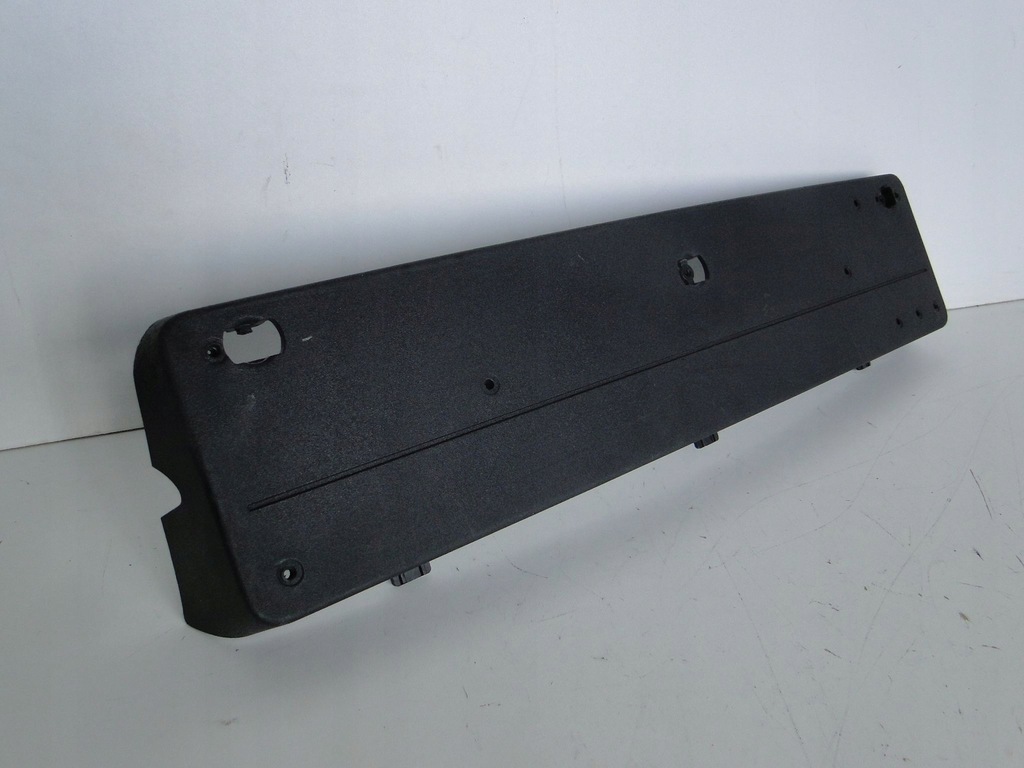 фото №4, Mercedes gla 247 h247 подкладка pod номерной знак amg