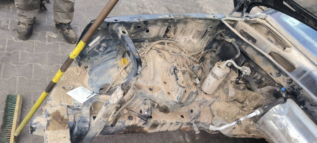 фото №2, Четверть правая перед jeep cherokee