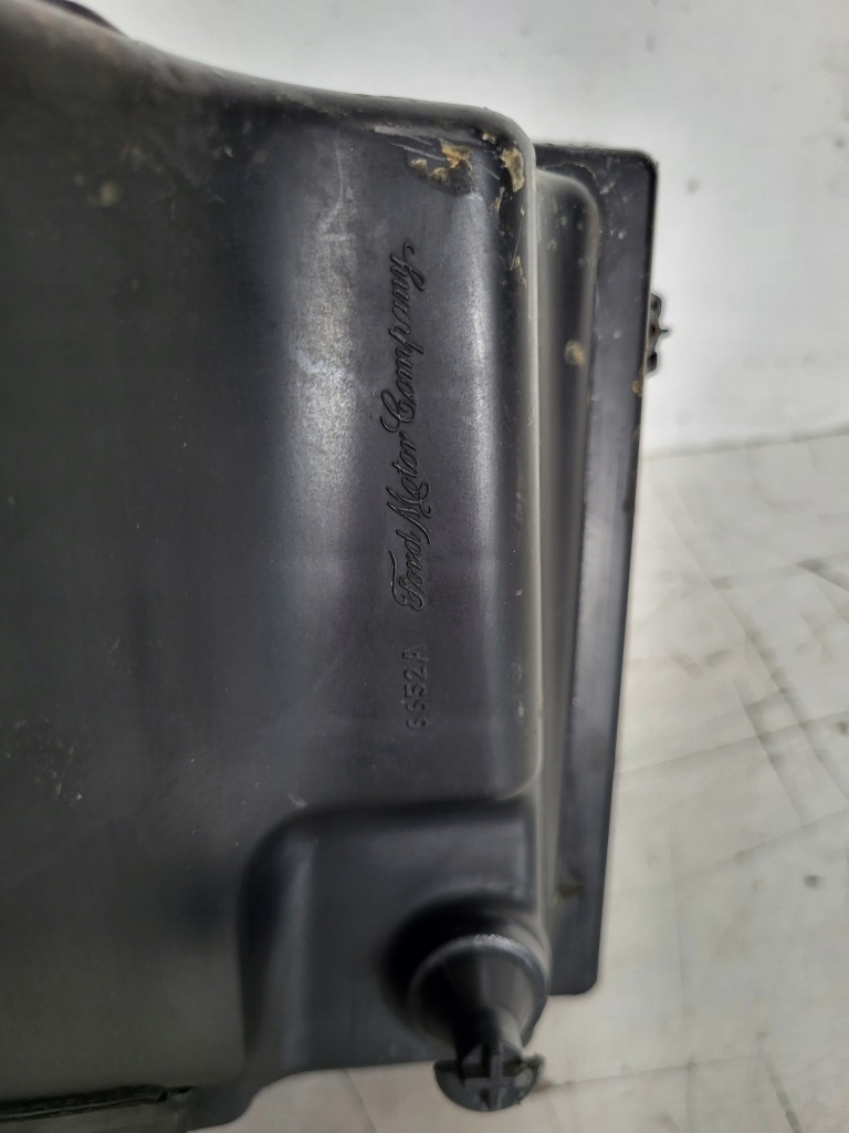 Витратомір корпус фільтр повітря ford focus mk2 Доставка