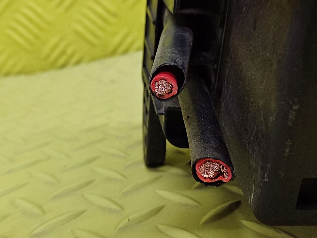 фото №8, Hyundai santa fe i коробка запобіжників 9121326003