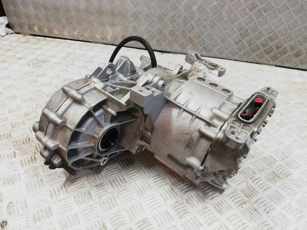 фото №1, Двигатель электрический dacia spring lift 4db403