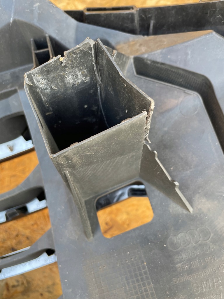 фото №7, Решітка радіатора решітка радіатора радіатора audi q3 ii sportback s line хром