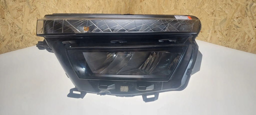 фото №1, Skoda kamiq 2021 лампы передние