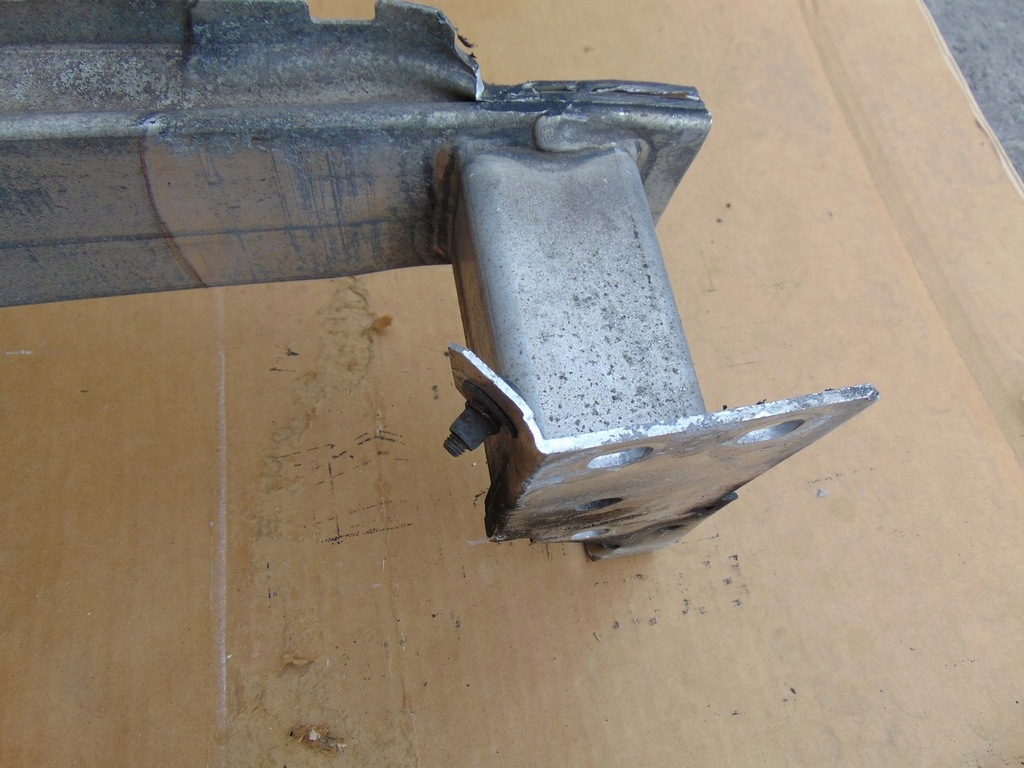 фото №12, Балка бампера перед audi a1 8x0807109c