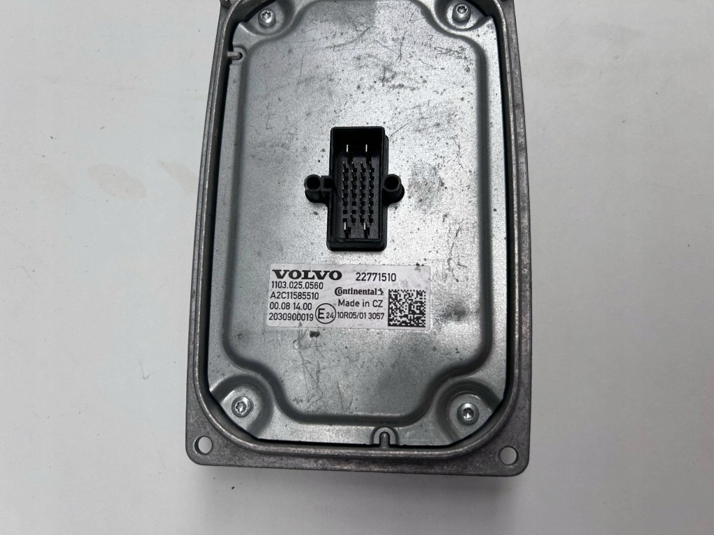 фото №2, Volvo fh4 преобразователь модуль led 22771510 оригинал