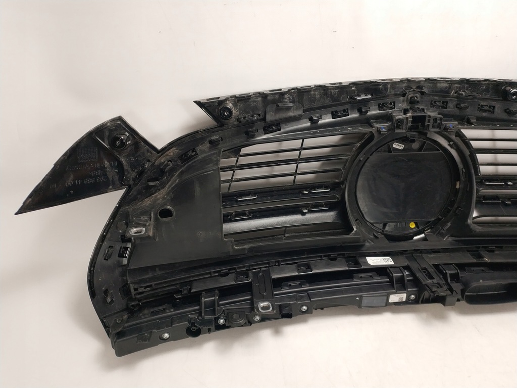 фото №9, Mercedes eqc w293 решётка радиатора двигателя решётка радиатора эмблема+ лампа свет led